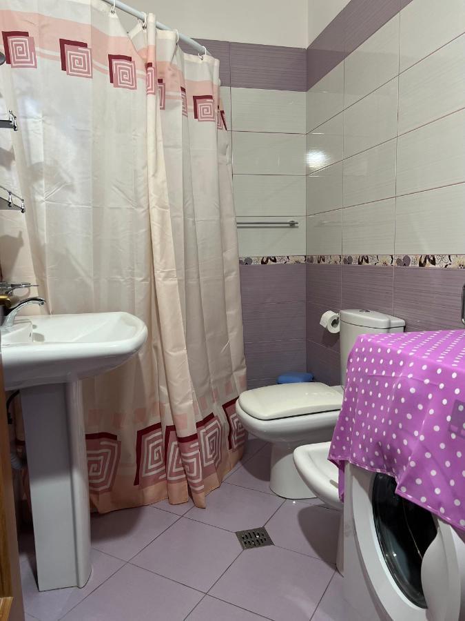 Comfy apartament Lejlighed Vlorë Eksteriør billede